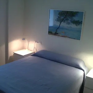 https://apartamentos-mirabal.es-andalucia.com